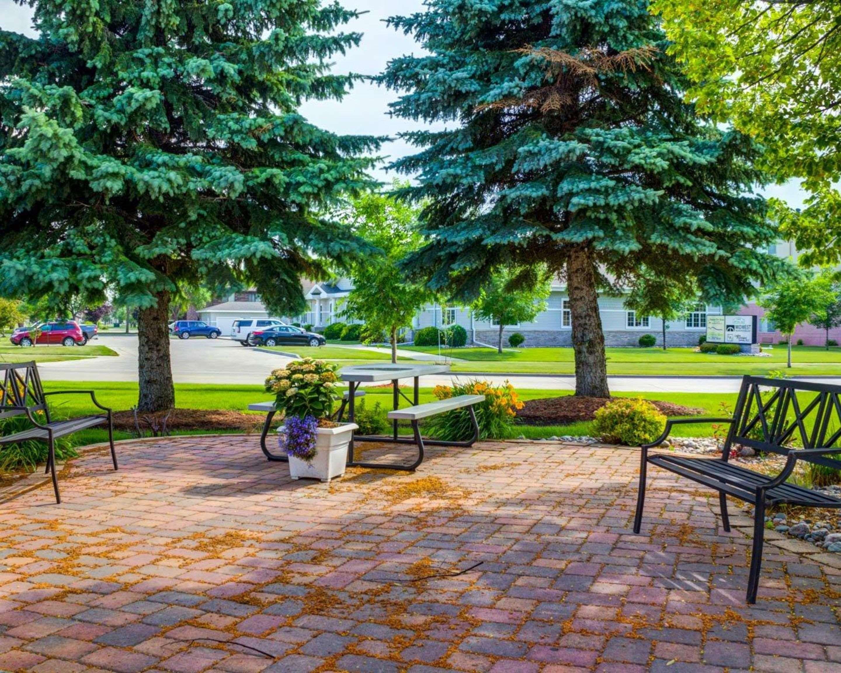 Rodeway Inn Columbia Mall Loop Grand Forks Exterior foto