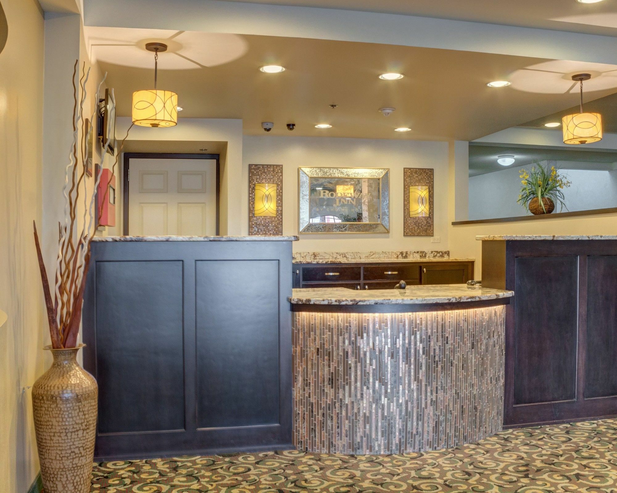 Rodeway Inn Columbia Mall Loop Grand Forks Exterior foto